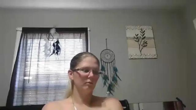 Image 12 of jadeluv Stream on Chaturbate on 1 month ago