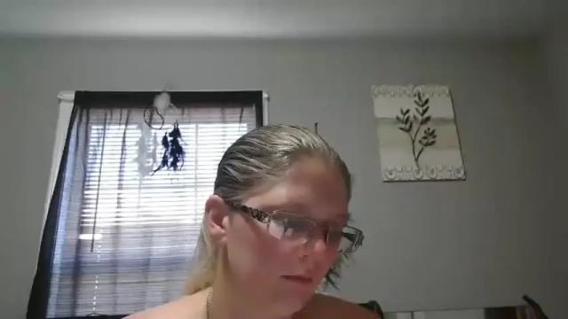 Image 7 of jadeluv Stream on Chaturbate on 1 month ago