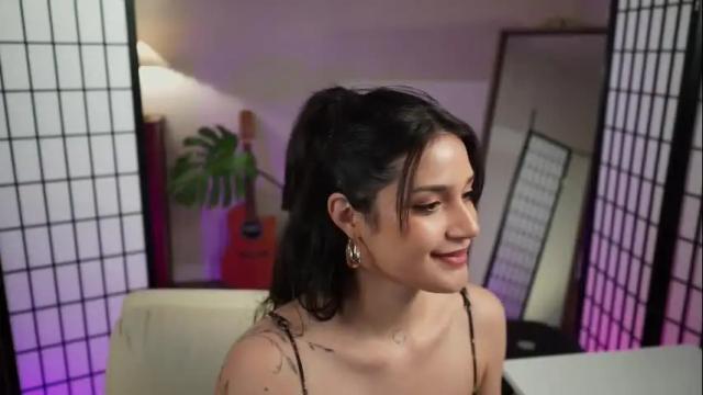 Image 3 of jadeperez_ Stream on Chaturbate on 1 month ago