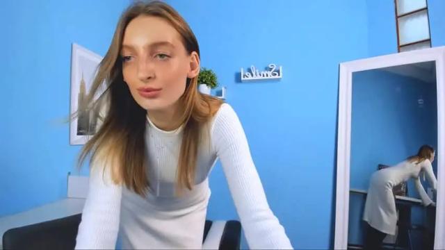 Image 3 of jaina_bloom Stream on Chaturbate on 19 months ago