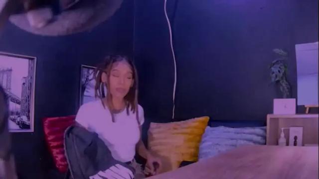 Image 8 of jamaicanbabex Stream on Chaturbate on 15 days ago