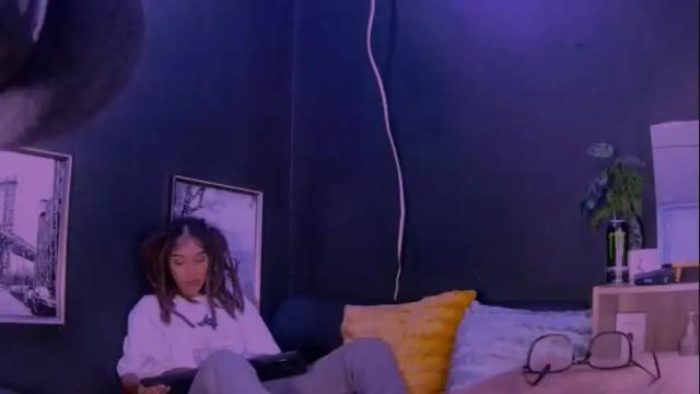 Image 4 of jamaicanbabex Stream on Chaturbate on 7 months ago