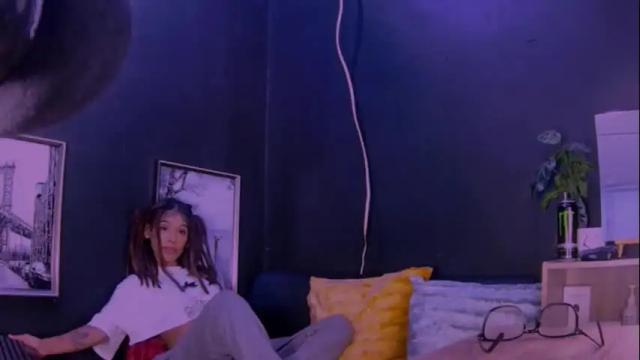 Image 7 of jamaicanbabex Stream on Chaturbate on 7 months ago