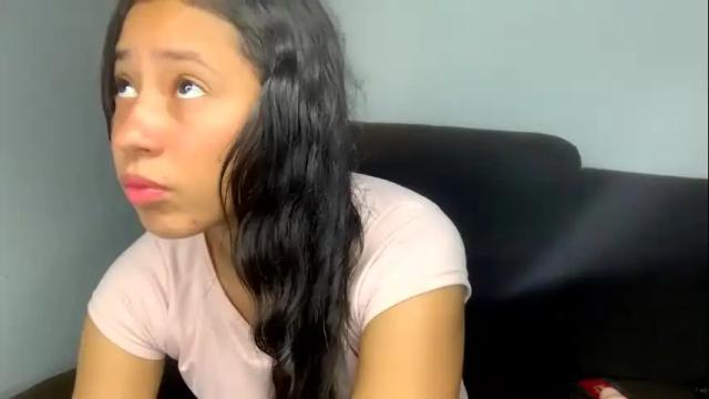Image 12 of james_and_miaa Stream on Chaturbate on 1 month ago