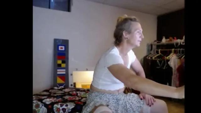 Image 2 of jamiebottoms Stream on Chaturbate on 10 days ago