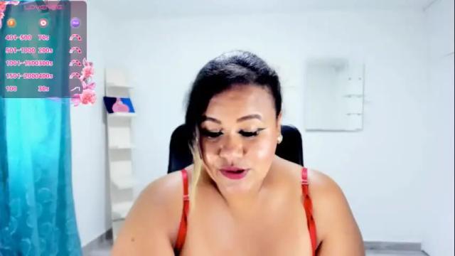 Image 2 of jan_milkhot Stream on Chaturbate on 1 month ago