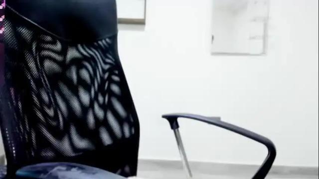 Image 3 of jan_milkhot Stream on Chaturbate on 1 month ago