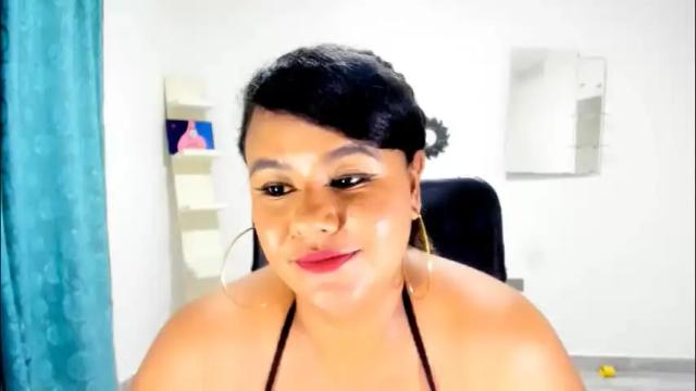 Image 2 of jan_milkhot Stream on Chaturbate on 2 months ago