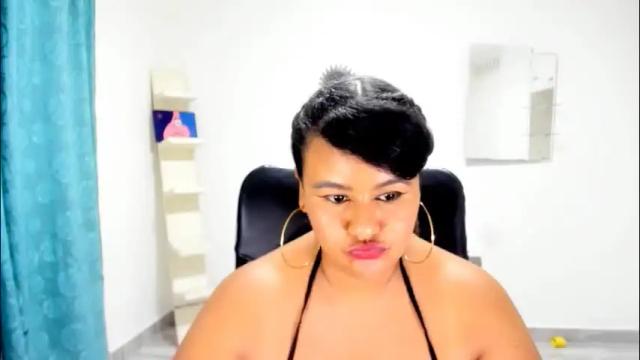 Image 4 of jan_milkhot Stream on Chaturbate on 2 months ago