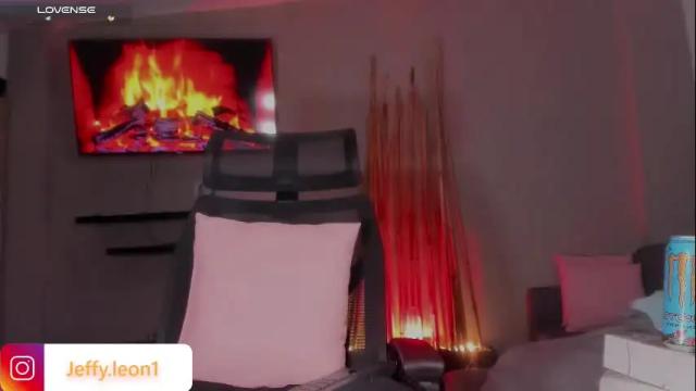Image 3 of jan_zinmerman Stream on Chaturbate on 2 months ago