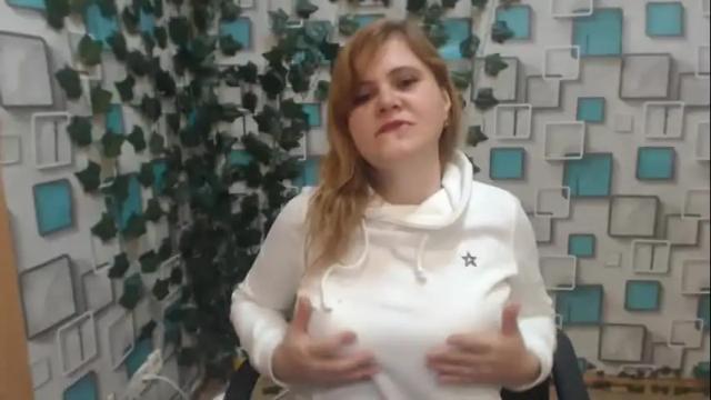 Image 2 of janaloveli Stream on Chaturbate on 2 months ago