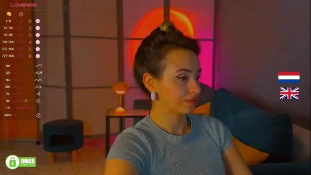 Image 4 of jane_bloempje Stream on Chaturbate on 2 months ago