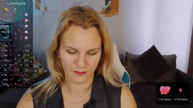 Image 11 of jane_dona Stream on Chaturbate on 25 months ago