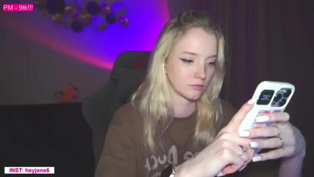 Image 12 of jane_dylan Stream on Chaturbate on 13 months ago