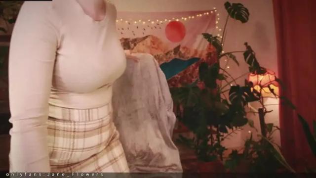 Image 3 of jane_flowers Stream on Chaturbate on 17 months ago