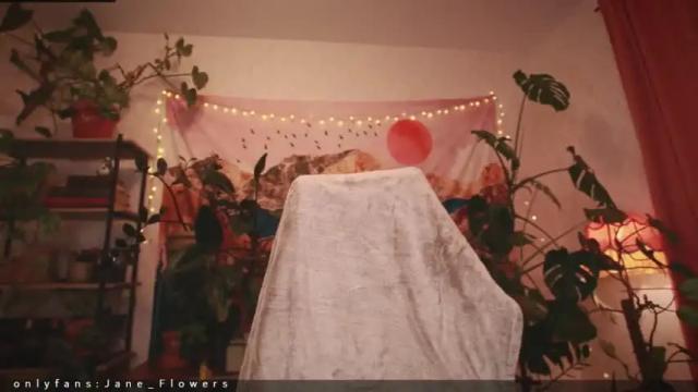 Image 7 of jane_flowers Stream on Chaturbate on 17 months ago