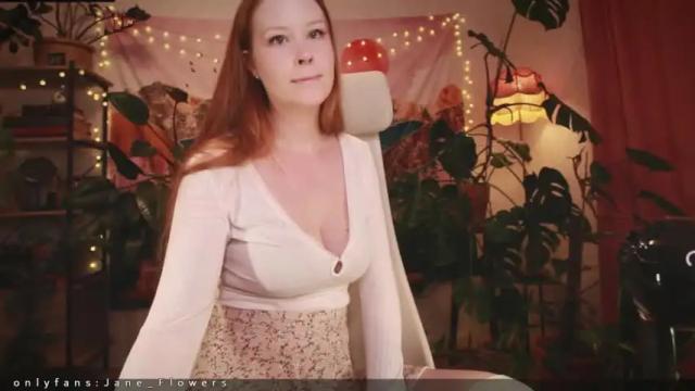 Image 2 of jane_flowers Stream on Chaturbate on 16 months ago