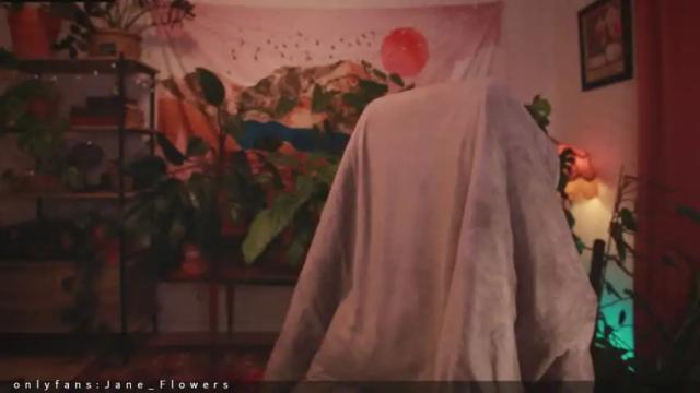Image 3 of jane_flowers Stream on Chaturbate on 14 months ago