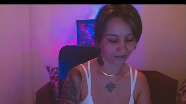 Image 12 of jane_monroee Stream on Chaturbate on 3 months ago