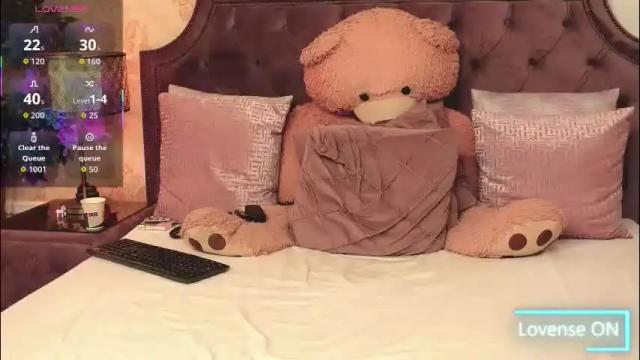 Image 12 of janedevines Stream on Chaturbate on 1 month ago