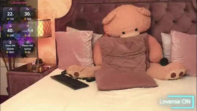 Image 6 of janedevines Stream on Chaturbate on 1 month ago