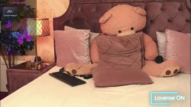 Image 7 of janedevines Stream on Chaturbate on 1 month ago