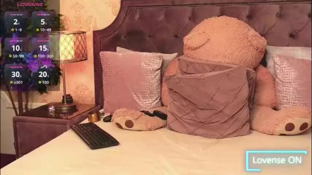 Image 11 of janedevines Stream on Chaturbate on 22 days ago