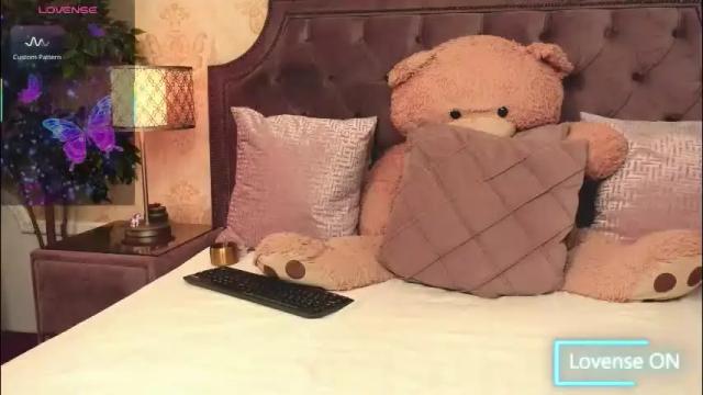 Image 8 of janedevines Stream on Chaturbate on 9 hours ago