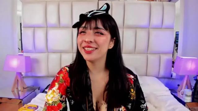 Image 2 of janennoir Stream on Chaturbate on 15 months ago