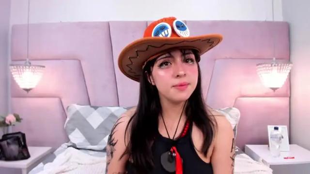 Image 7 of janennoir Stream on Chaturbate on 13 months ago