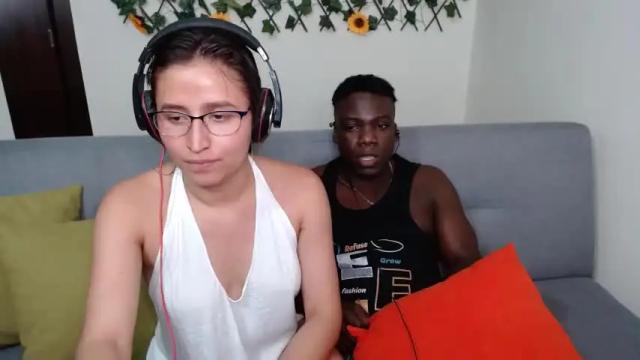 Image 3 of janer_yesica Stream on Chaturbate on 18 months ago
