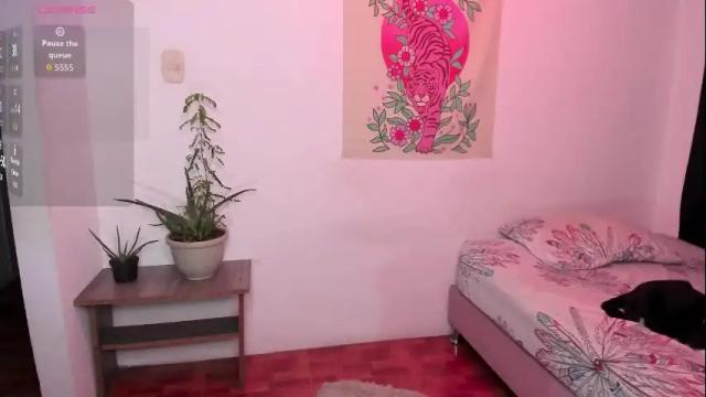 Image 12 of janeruss_ Stream on Chaturbate on 1 month ago