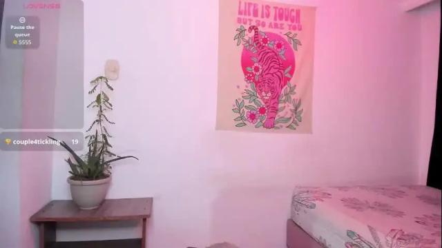 Image 4 of janeruss_ Stream on Chaturbate on 1 month ago