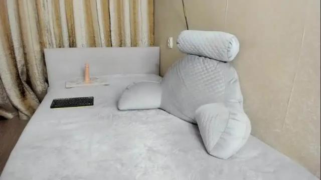 Image 11 of janette_777 Stream on Chaturbate on 12 days ago