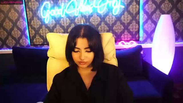 Image 10 of janine_loy Stream on Chaturbate on 19 months ago