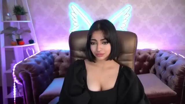 Image 10 of janine_loy Stream on Chaturbate on 19 months ago