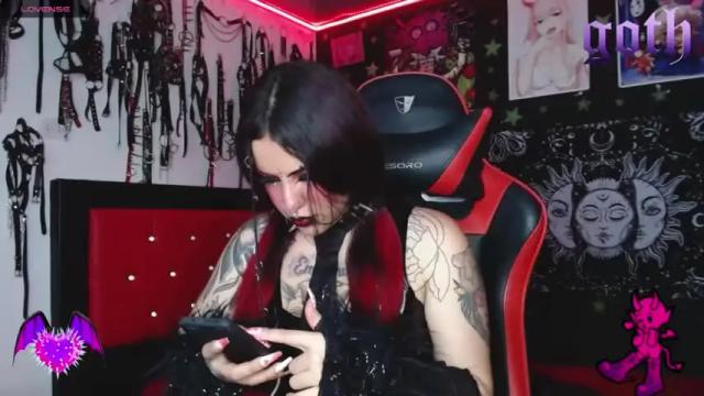 Image 12 of janna_ink Stream on Chaturbate on 13 months ago