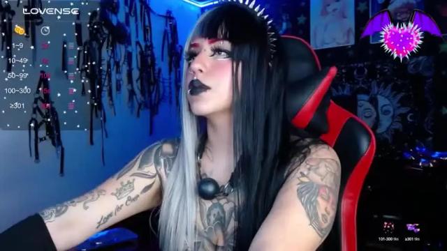 Image 3 of janna_ink Stream on Chaturbate on 12 months ago