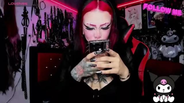 Image 10 of janna_ink Stream on Chaturbate on 13 days ago