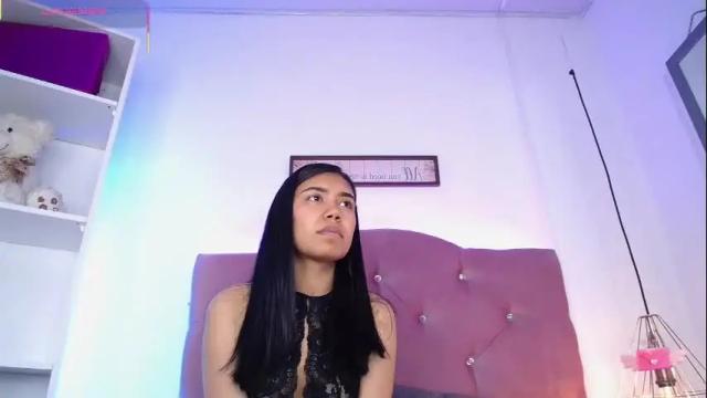 Image 2 of janne_moon Stream on Chaturbate on 1 month ago