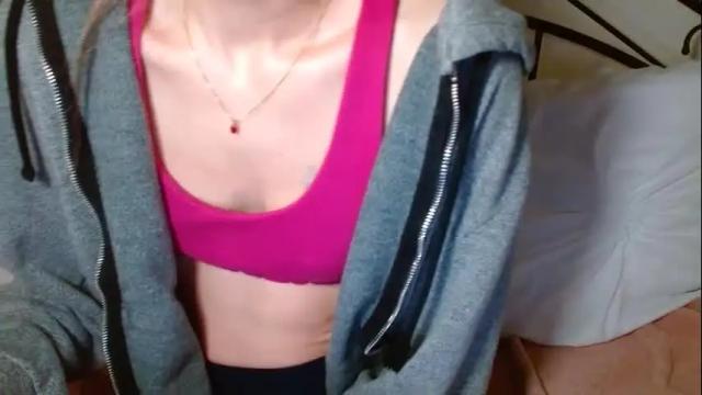 Image 3 of januarydaze Stream on Chaturbate on 1 month ago