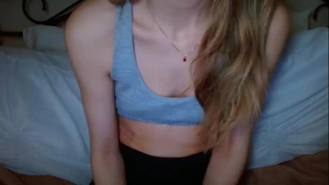 Image 7 of januarydaze Stream on Chaturbate on 1 month ago