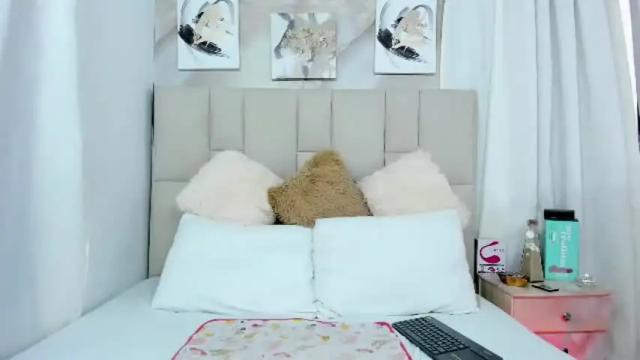 Image 4 of jaslyn__smith Stream on Chaturbate on 1 month ago