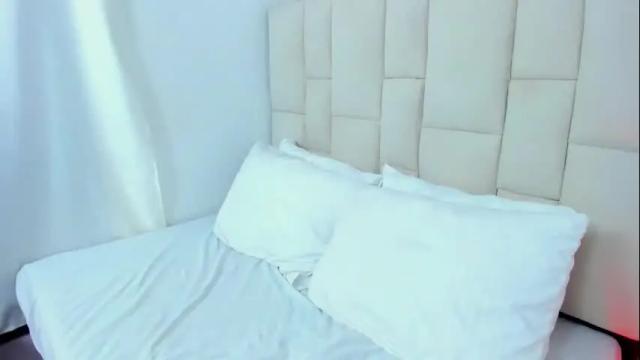 Image 12 of jaslyn__smith Stream on Chaturbate on 1 month ago