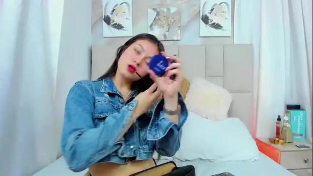 Image 8 of jaslyn__smith Stream on Chaturbate on 1 month ago