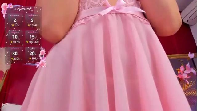 Image 11 of jasmilynn Stream on Chaturbate on 1 month ago