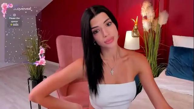 Image 7 of jasmilynn Stream on Chaturbate on 7 days ago