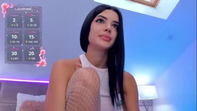 Image 8 of jasmilynn Stream on Chaturbate on 5 days ago