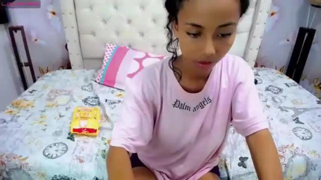 Image 10 of jasmin_brunette_ Stream on Chaturbate on 13 months ago