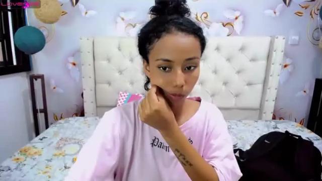 Image 2 of jasmin_brunette_ Stream on Chaturbate on 13 months ago